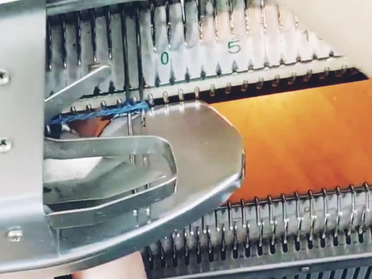 Brother Strickmaschine – sanft starten mit PDFs & Video‑Links